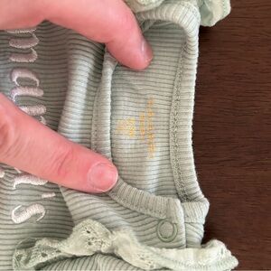 Taylor Baby Green baby set